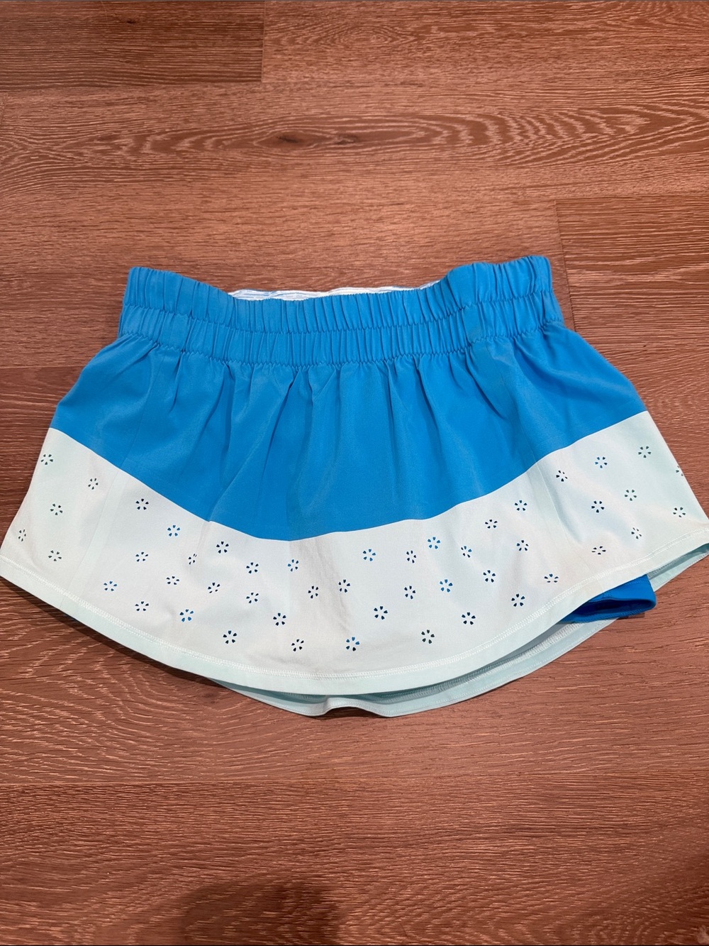 Lululemon Run Breeze By Skirt Laser Cut Blue Size 6